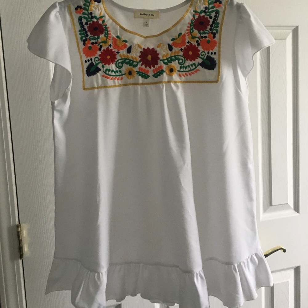 NWOT embroidered top from Dottie Couture boutique